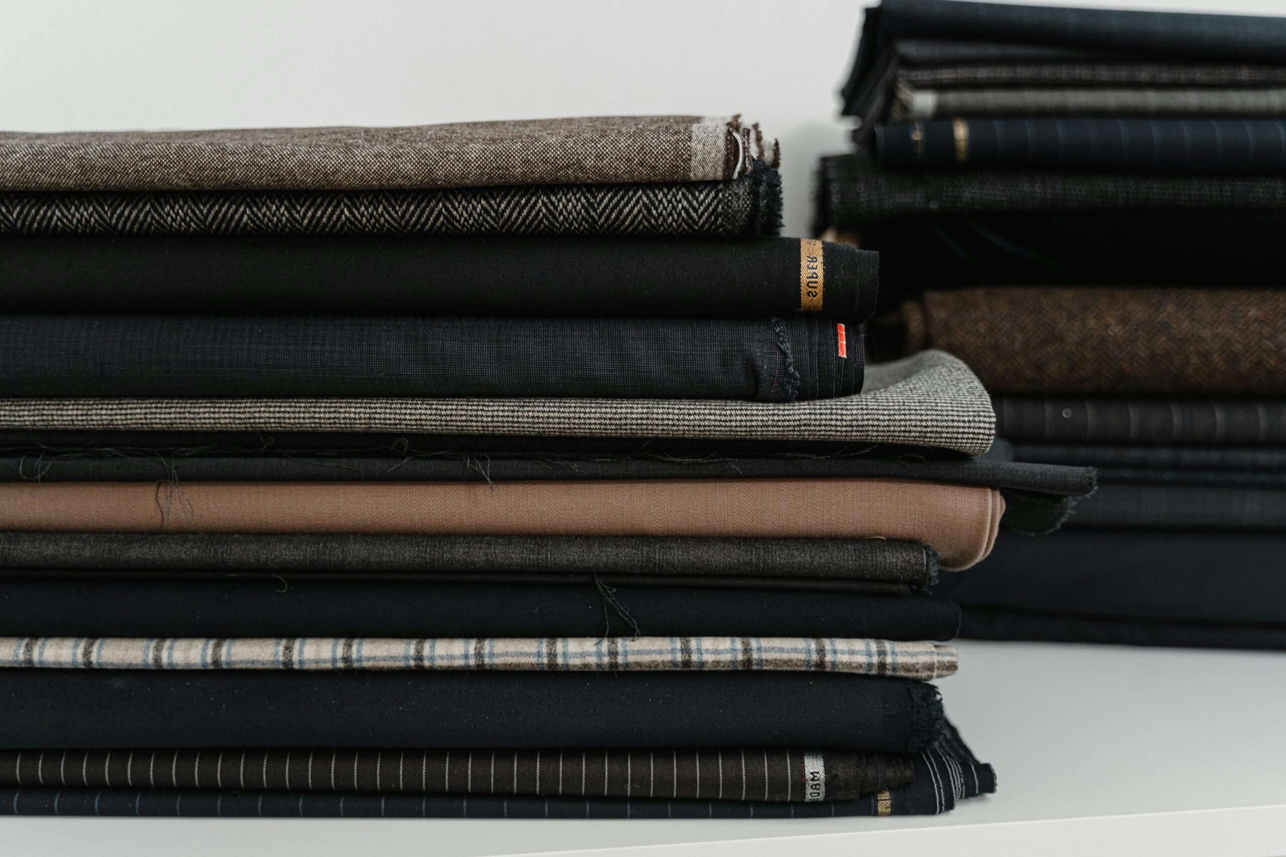 High-End Lifestyle Fashion: Trends to Watch in 2025